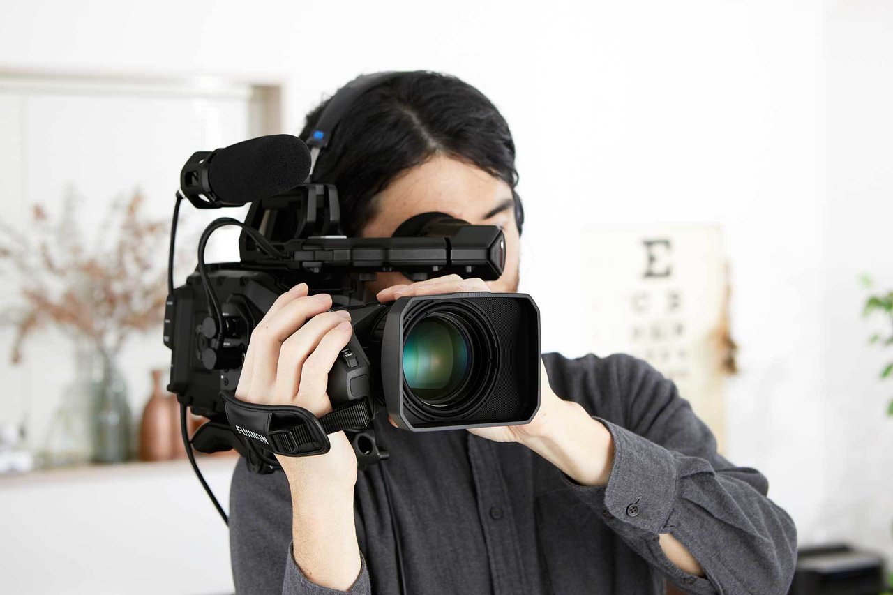 Объектив Fujinon LA16x8BRM для видеокамеры Blackmagic URSA Broadcast Объектив Fujinon LA16x8BRM для видеокамеры Blackmagic URSA Broadcast