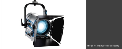 Новый светодиодный светильник ARRI L5 c линзой Френеля Новый светодиодный светильник ARRI L5 c линзой Френеля