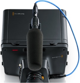 СТУДИЙНАЯ КАМЕРА BLACKMAGIC STUDIO CAMERA Описание: plug in your professional external microphones on the Blackmagic Studio Camera