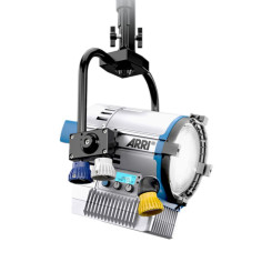 ARRI L7-C Plus Blue/Silver Manual PO - LED светильник 