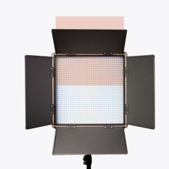SWIT S-2120DS Panel light 1024 Leds 5600K V-mount панель 