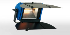 ARRI Mini Flood 1000W b/s Schuko - светильник 
